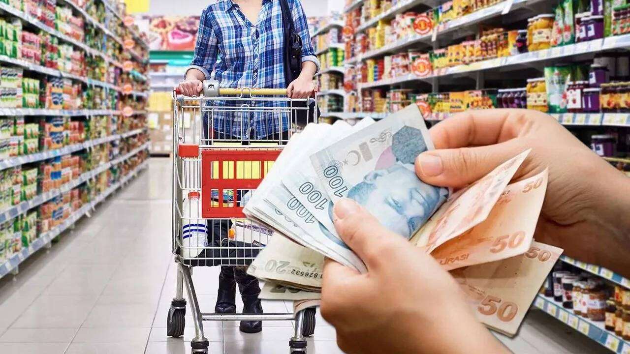Türkiye'nin dev bankası resmen duyurdu: Emeklilere 1.500 TL market desteği, son tarih belli oldu! 1